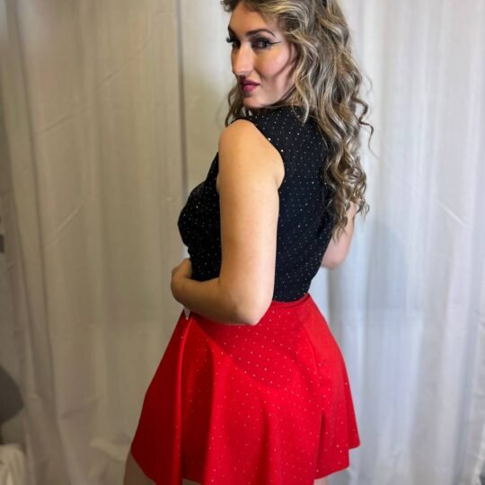 CONJUNTO MALENA (BLUSA / FALDA ROJA)